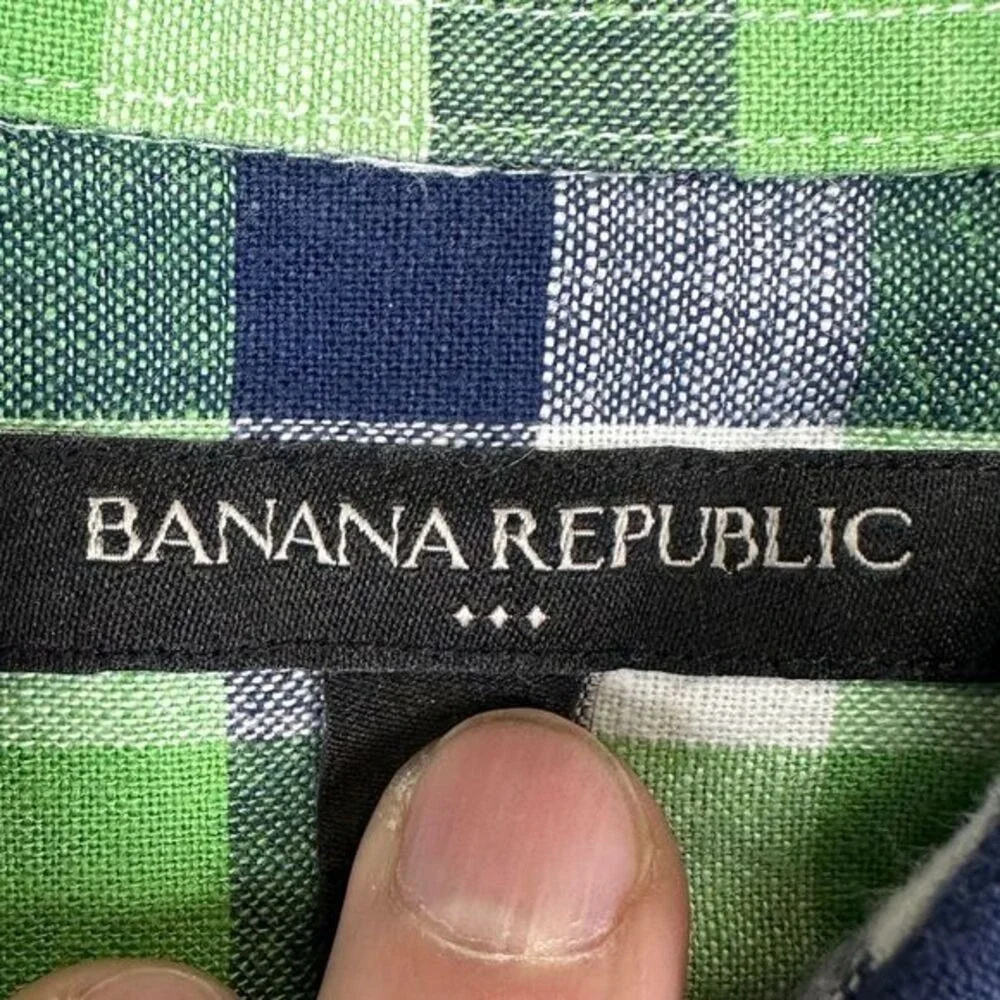 Banana Republic Linen Blend Button Up Shirt Adult Medium Green Navy Plaid Mens